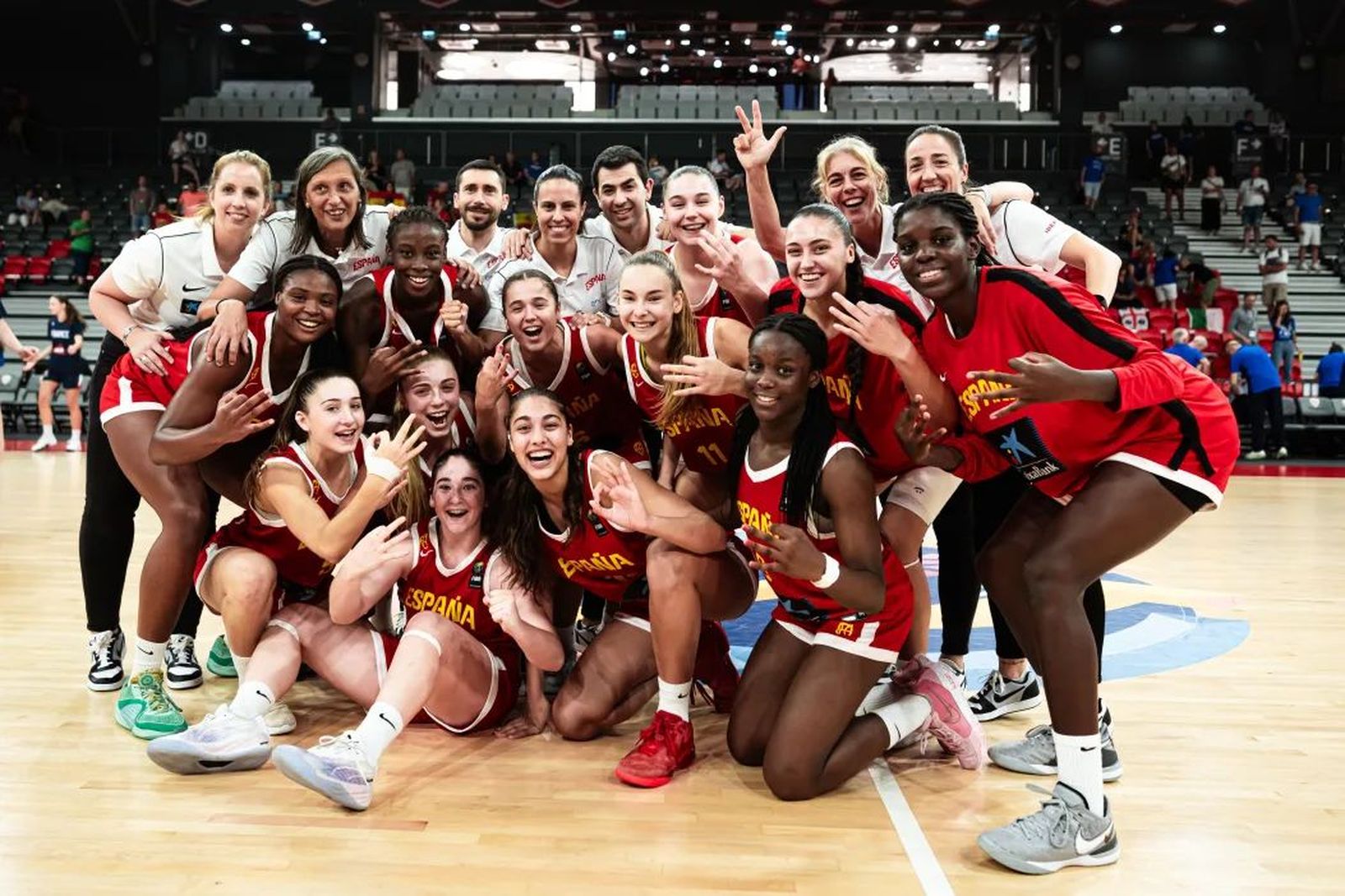 ¡Chelsea Dike y Mar Segura, bronce en el Europeo sub 16!