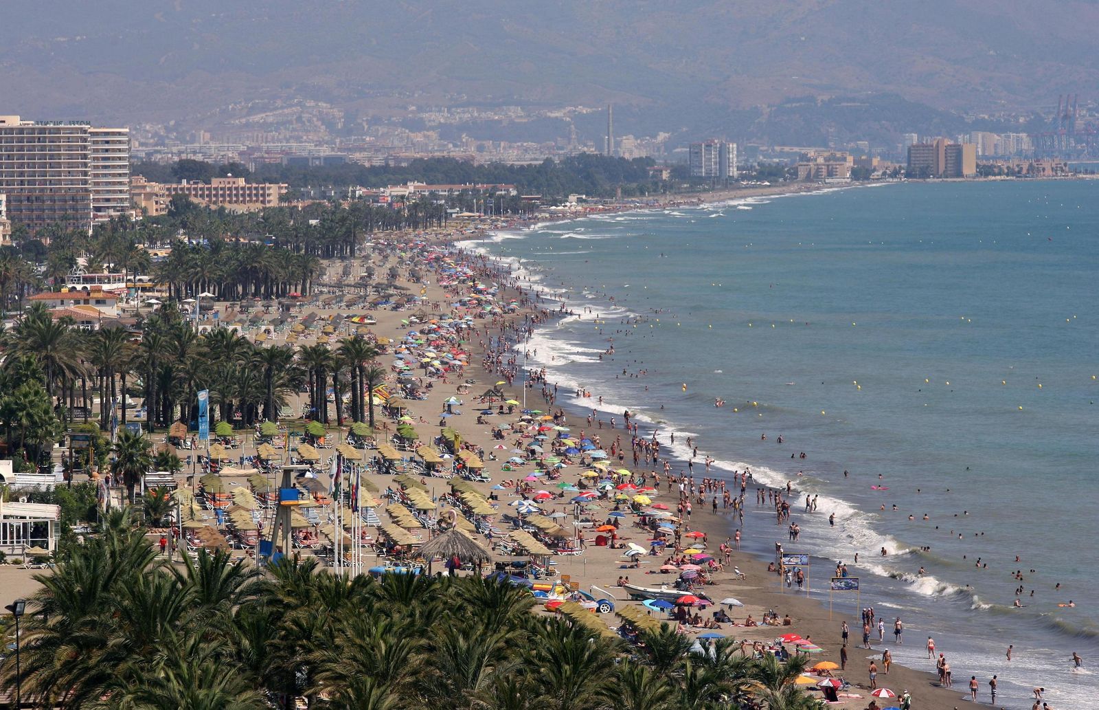 Vista de la playa de Torremolinos.