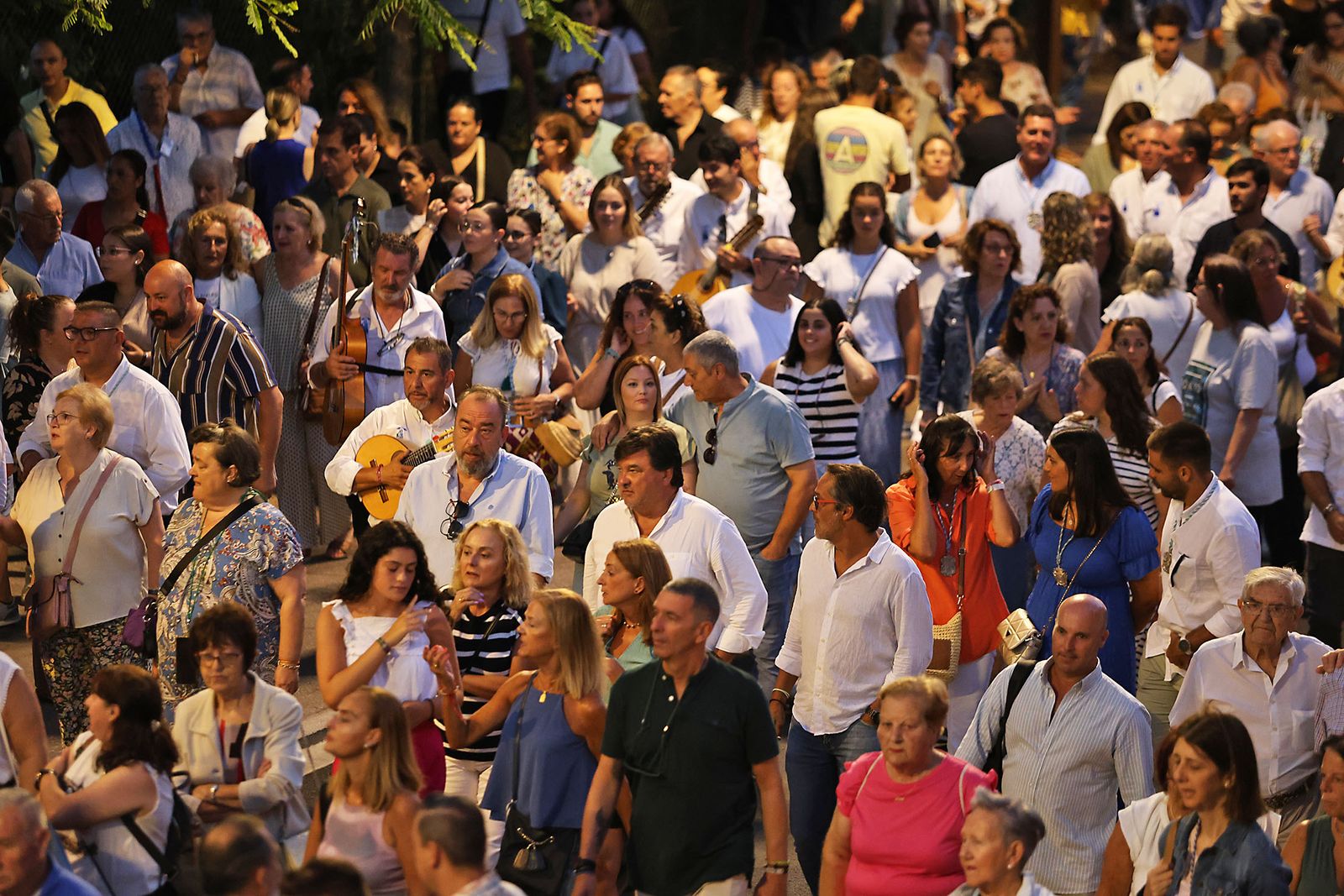 La bajada de la Virgen de La Cinta en imágenes
