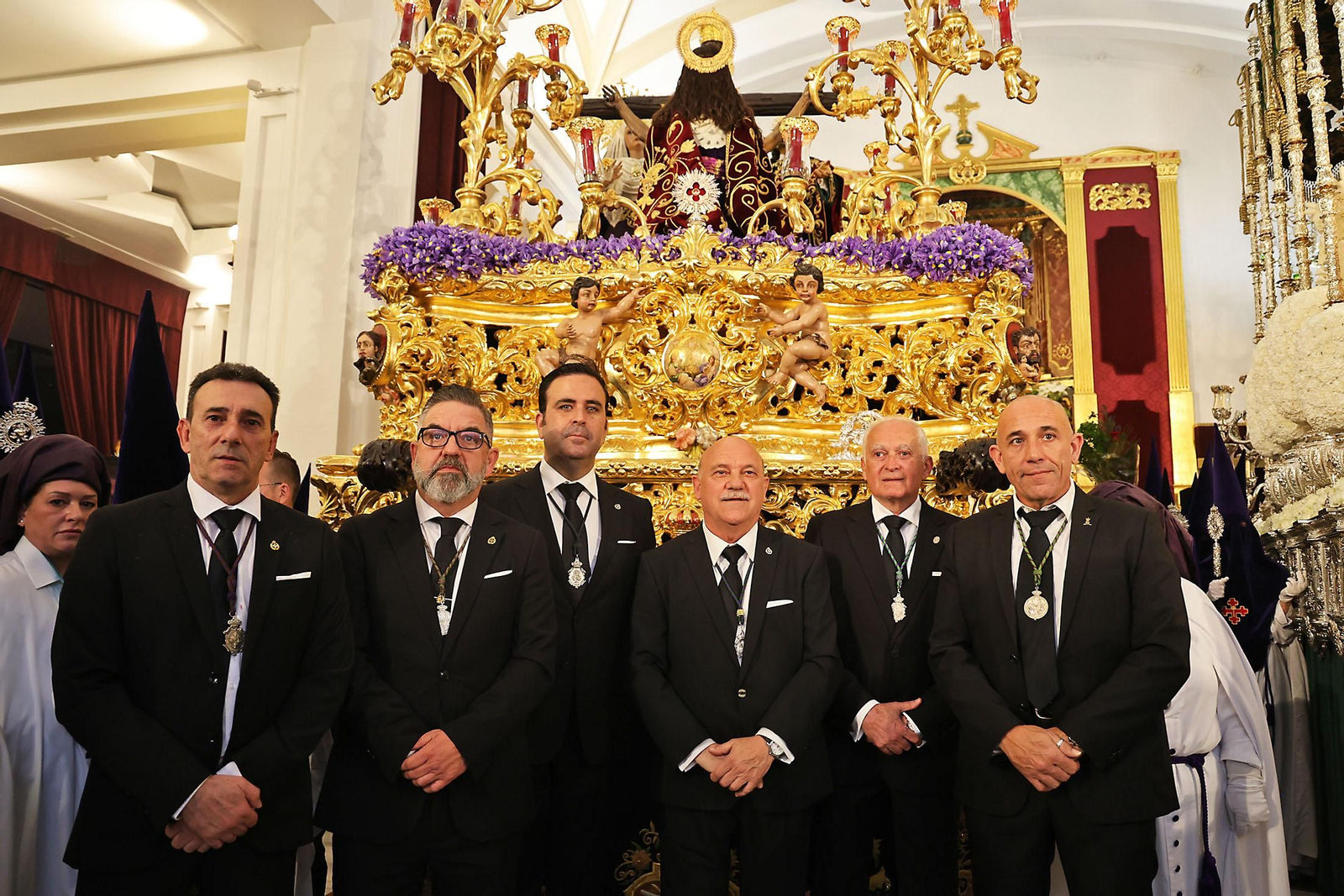 Miércoles Santo: La Hermandad de La Esperanza por las calles de Huelva
