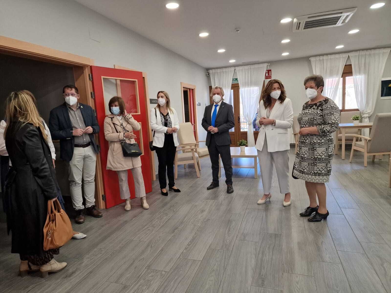 Jornada de puertas abiertas con motivo de la inauguración de la residencia de Las Tres Villas