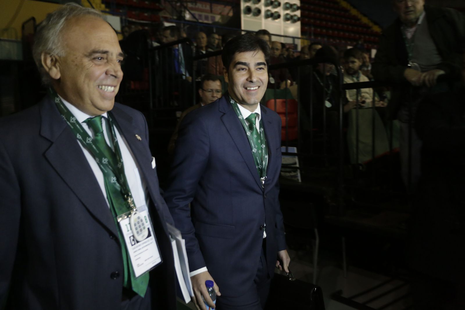 Las imágenes de la junta de accionistas del Betis