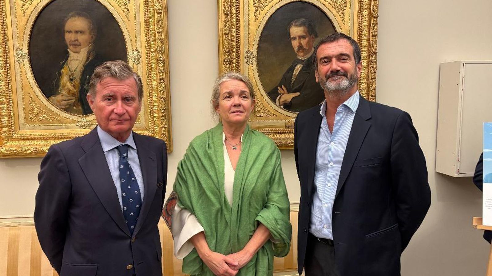 Mauricio Álvarez de las Asturias Bohorques, Teresa Pemán y Pablo Velasco de Torres.