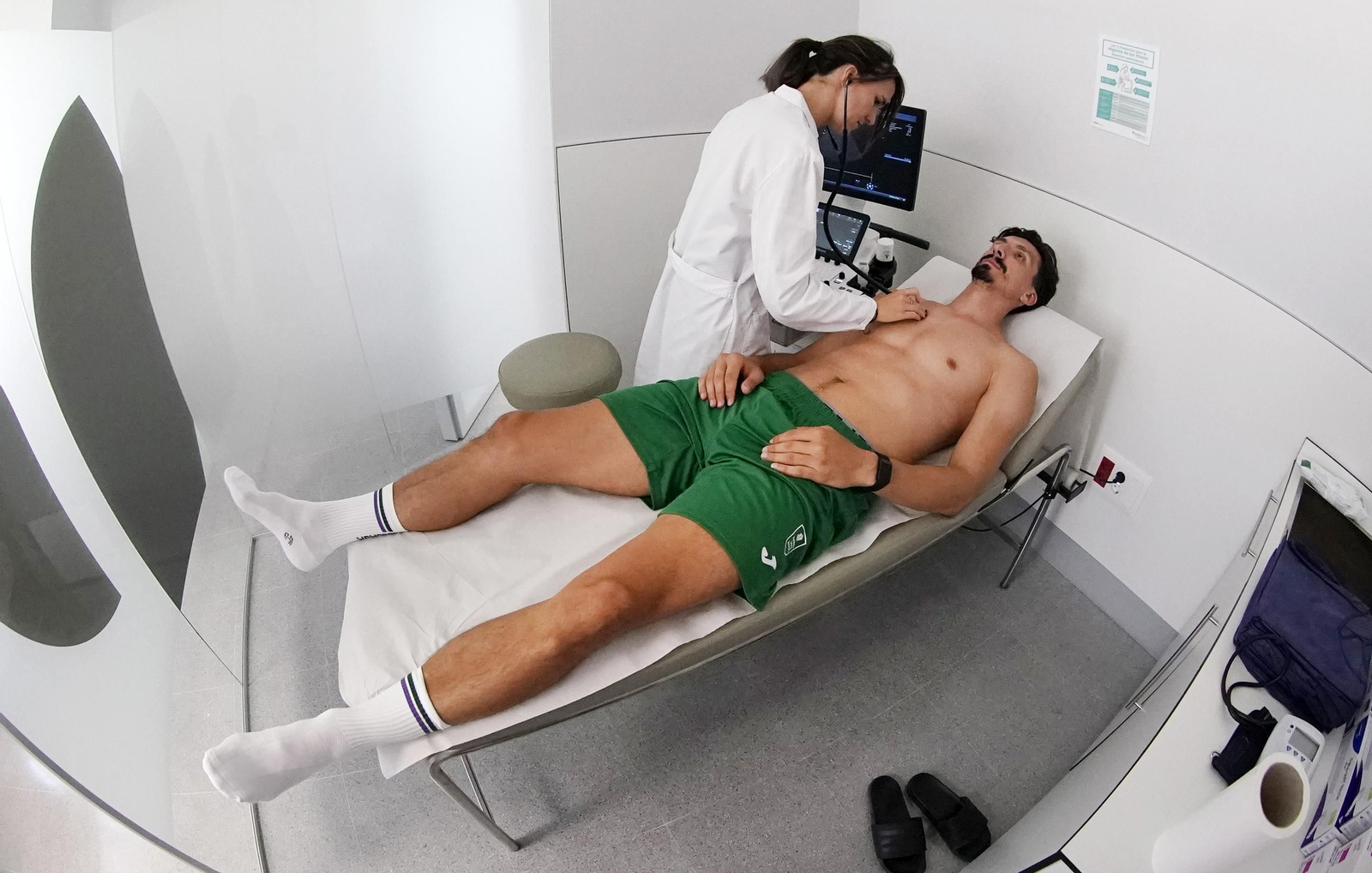 Sima, Barreiro y Djedovic pasan reconocimiento médico Sima, Barreiro y Djedovic pasan reconocimiento médico