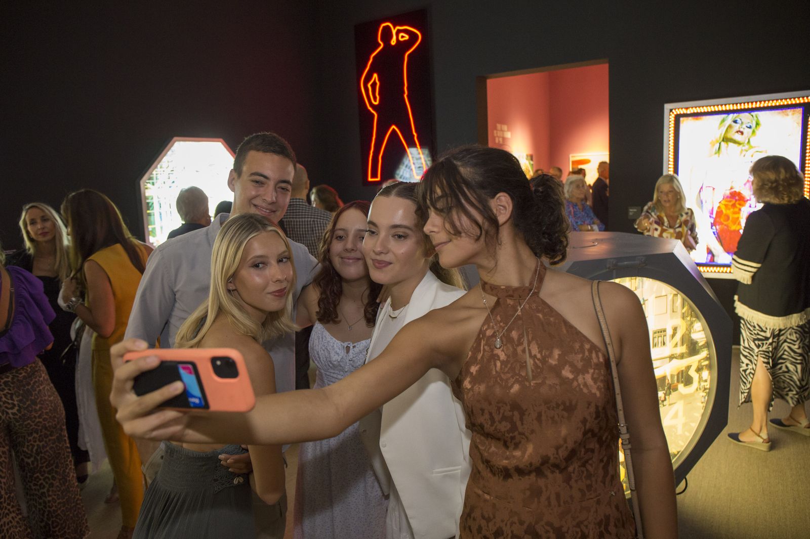 Inauguración de la muestra '15 minutos de fama' de Hubertus von Hohenlohe