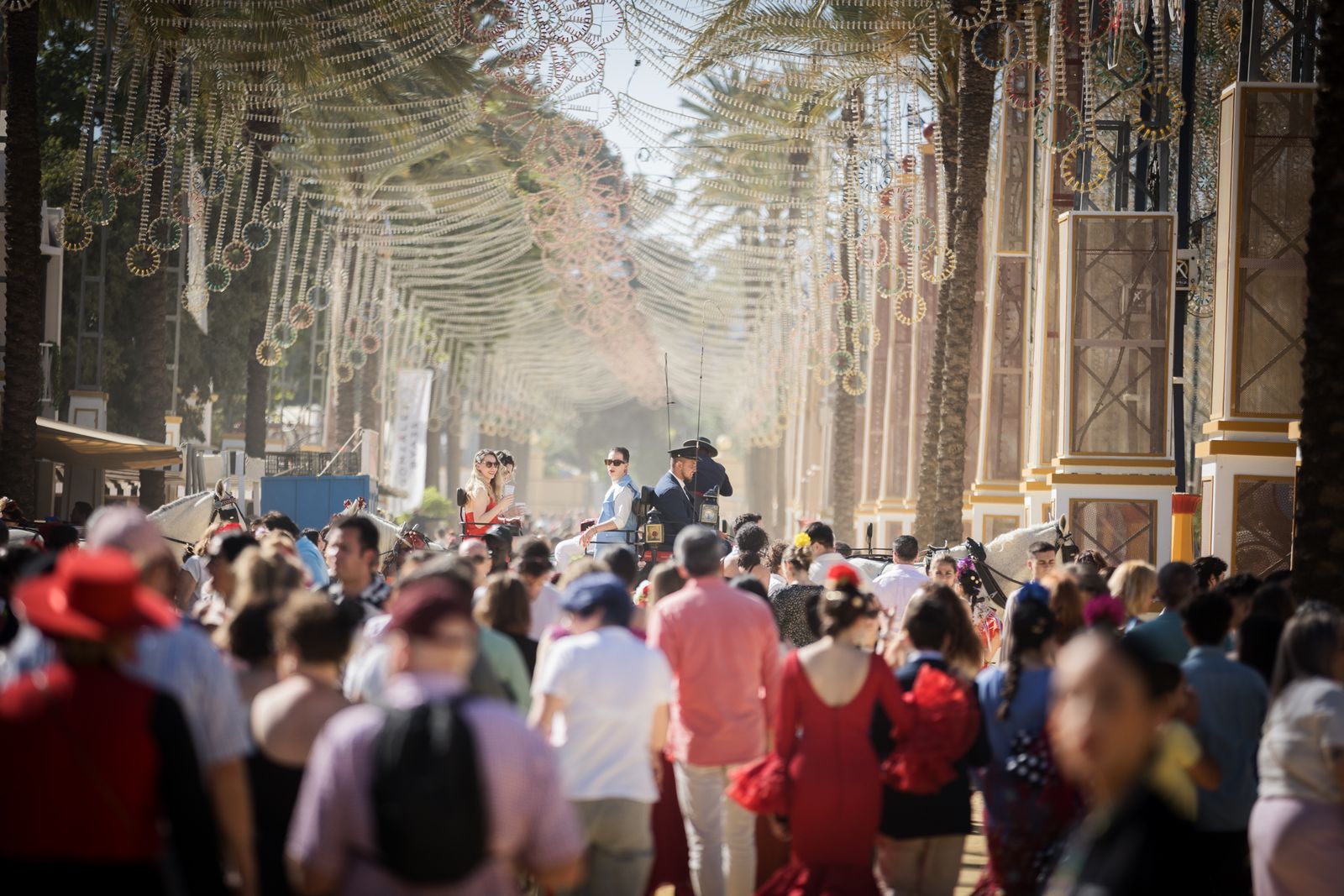 Calor y ambiente en el último día de la Feria de Jerez