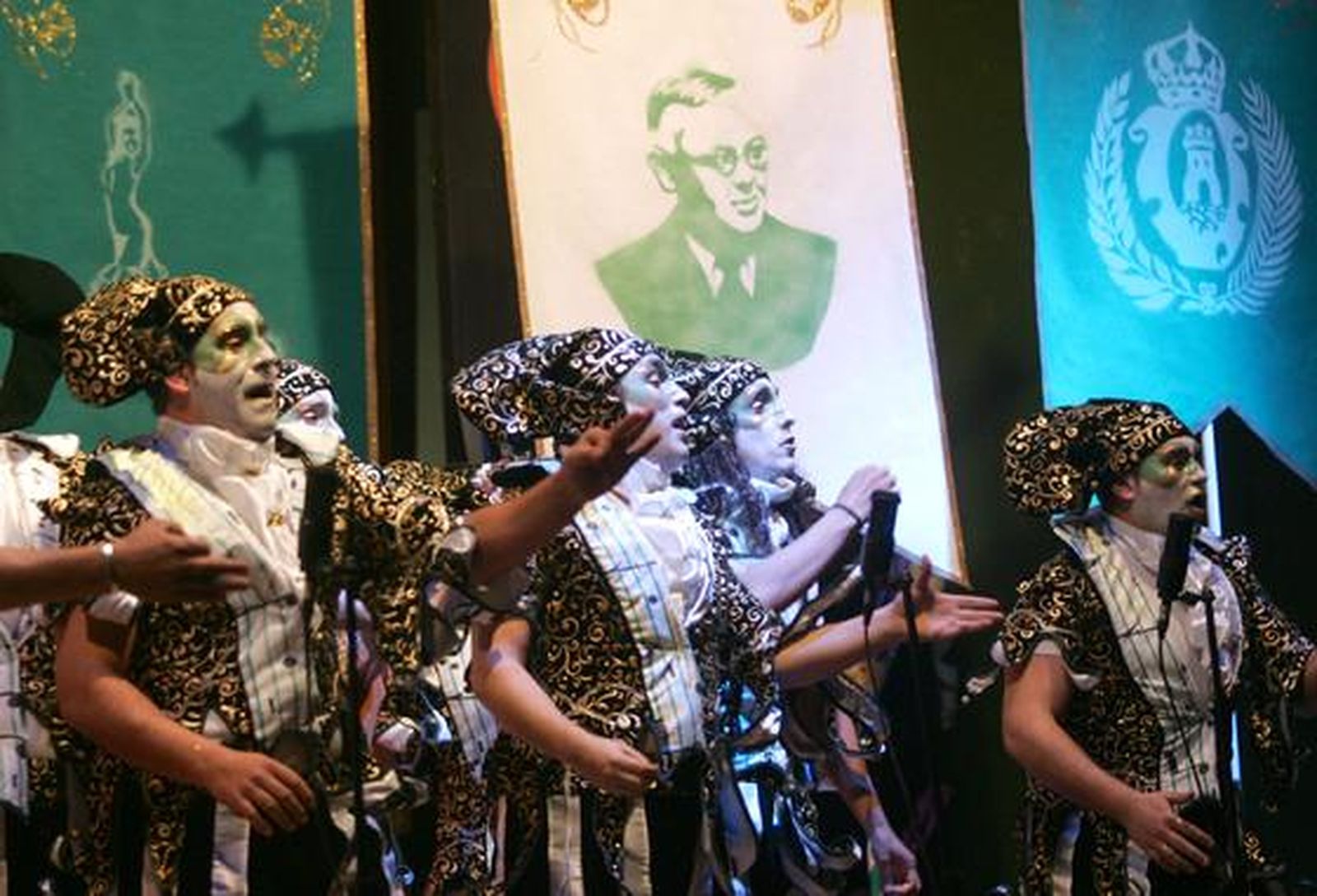 Comparsa algecireña 'Los bufones del zur'

Foto: José María Quiñones