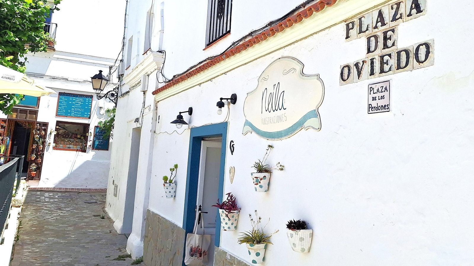 Un lateral de la plaza de Oviedo, llamada de los Perdones de tiempo inmemorial.