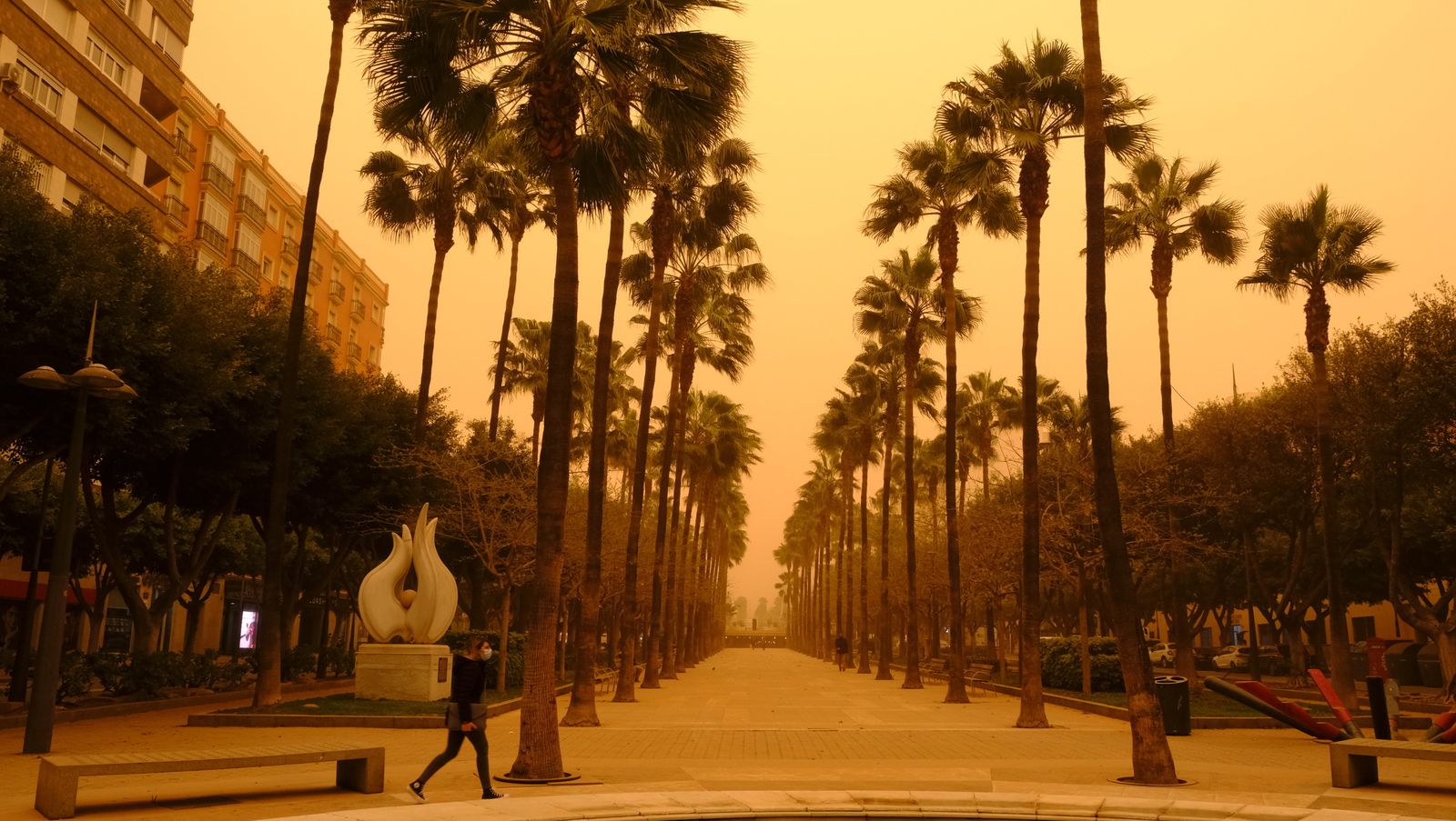 Fotogalería de la tormenta de arena y polvo en Almería