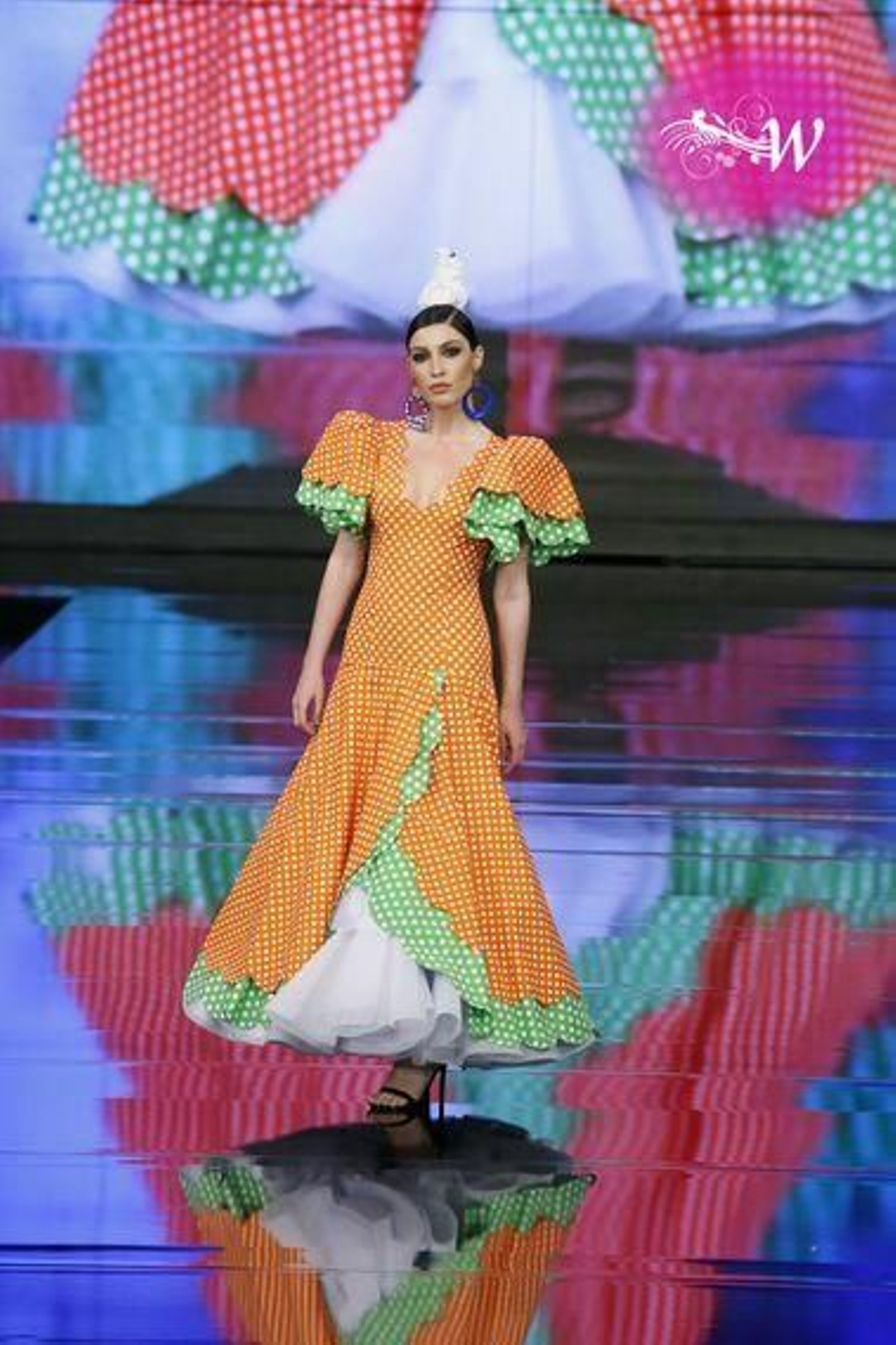 Cristo Báñez vuelve a SIMOF para presentar su colección de flamenca 2020, todas las fotos