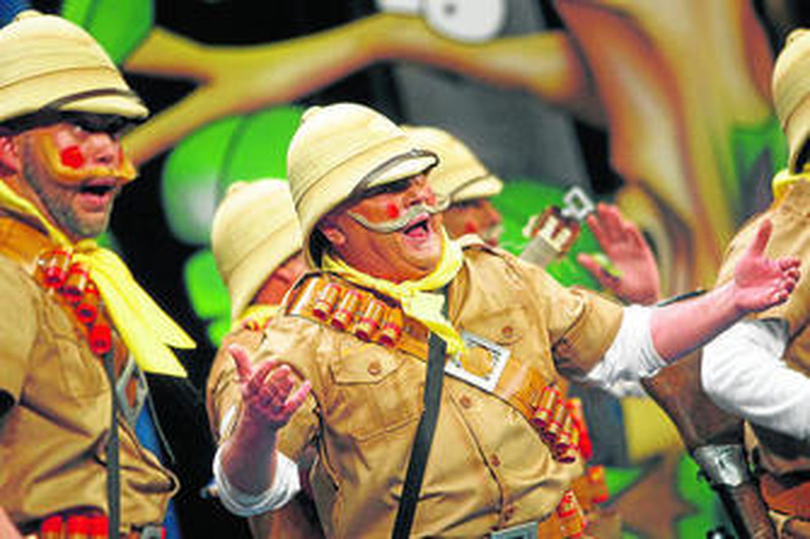 La ausencia de 'Una especie en extinción', la chirigota de Manolo Santander, es una de las mayores sorpresas.