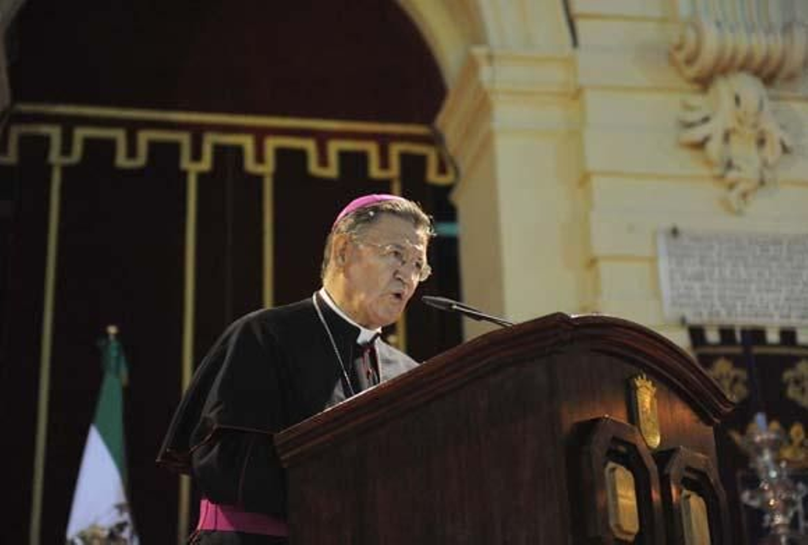 Miles de isleños arroparon el acto de nombramiento, que se desarrolló en la plaza del Rey

Foto: Elias Pimentel