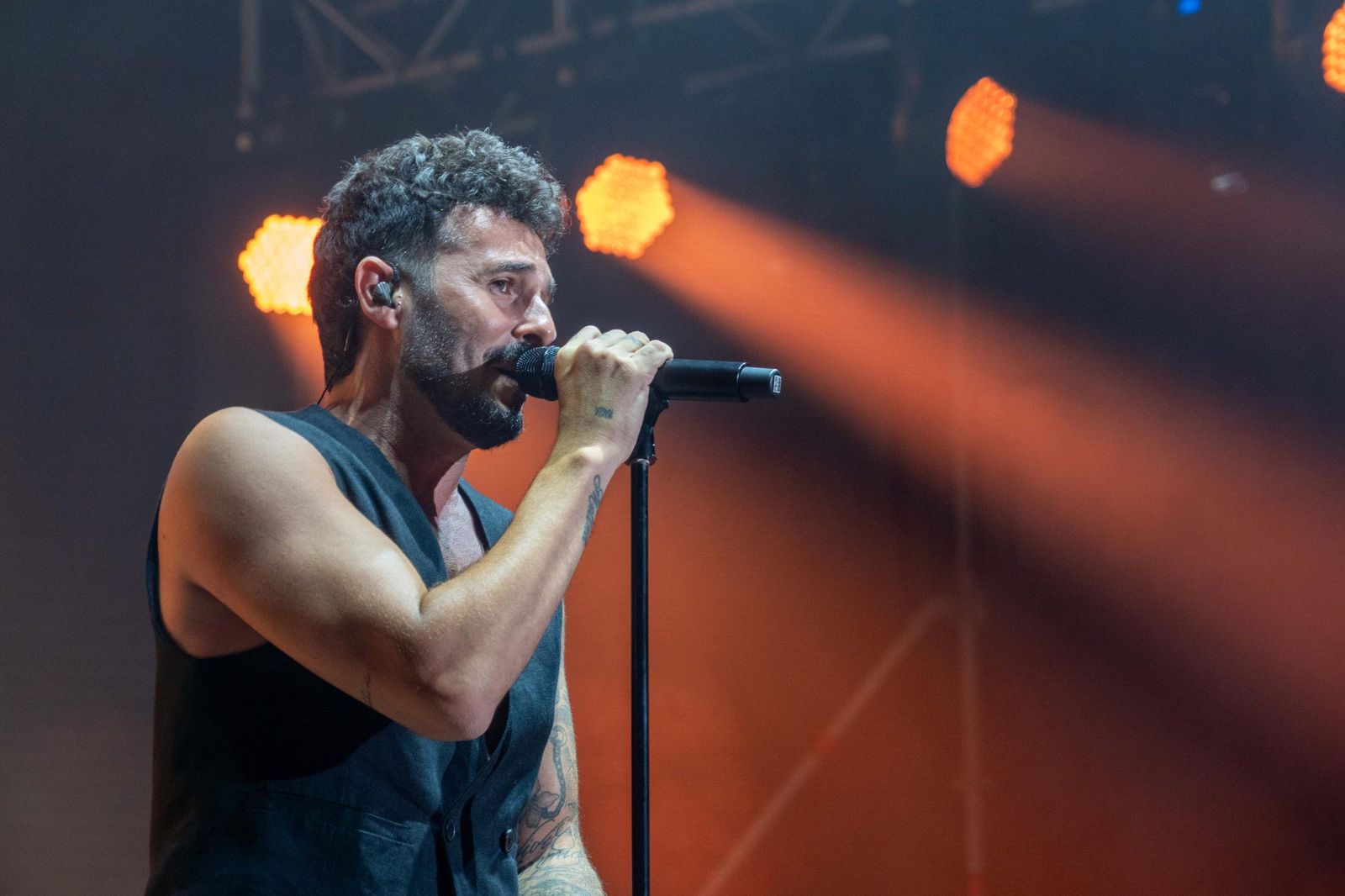 Colombinas 2025: El concierto de Antoñito Molina en las Fiestas Colombinas en imágenes