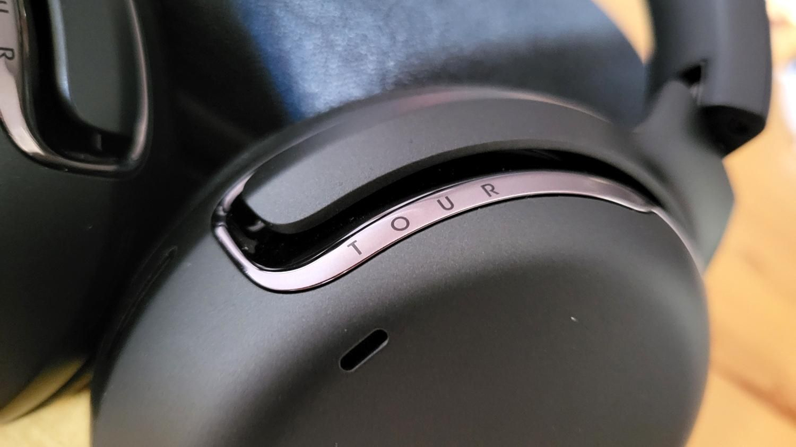 Auriculares inalámbricos JBL Tour One