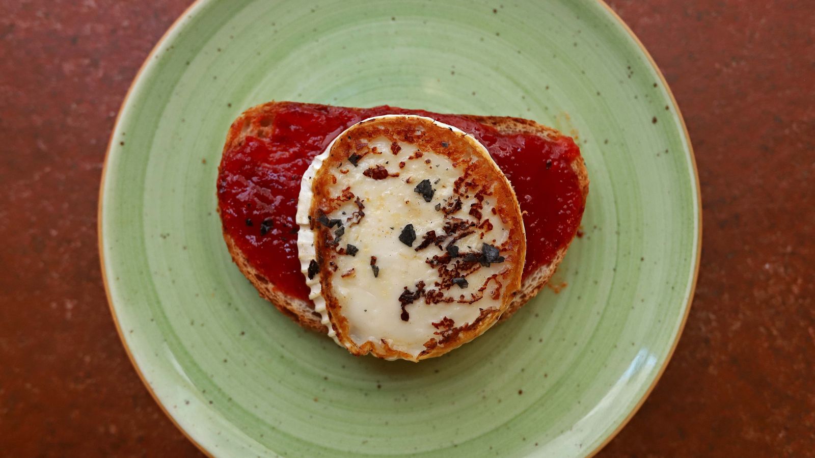 Las fotos del Bar Los Melli, nuevo solete de la Guía Repsol