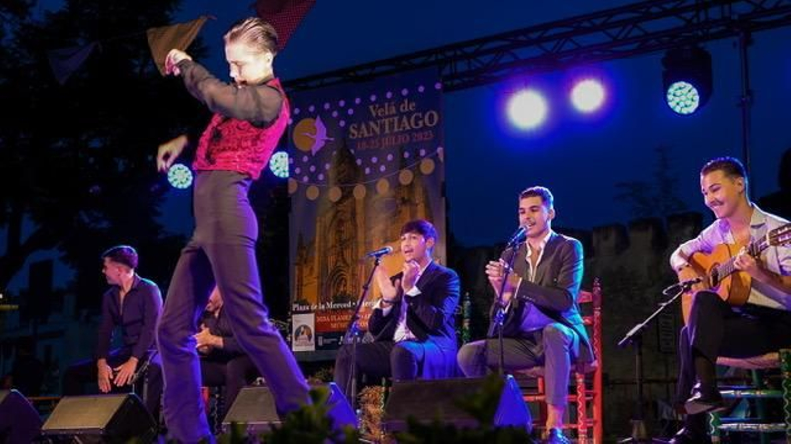 Actuación en la Velá de Santiago.