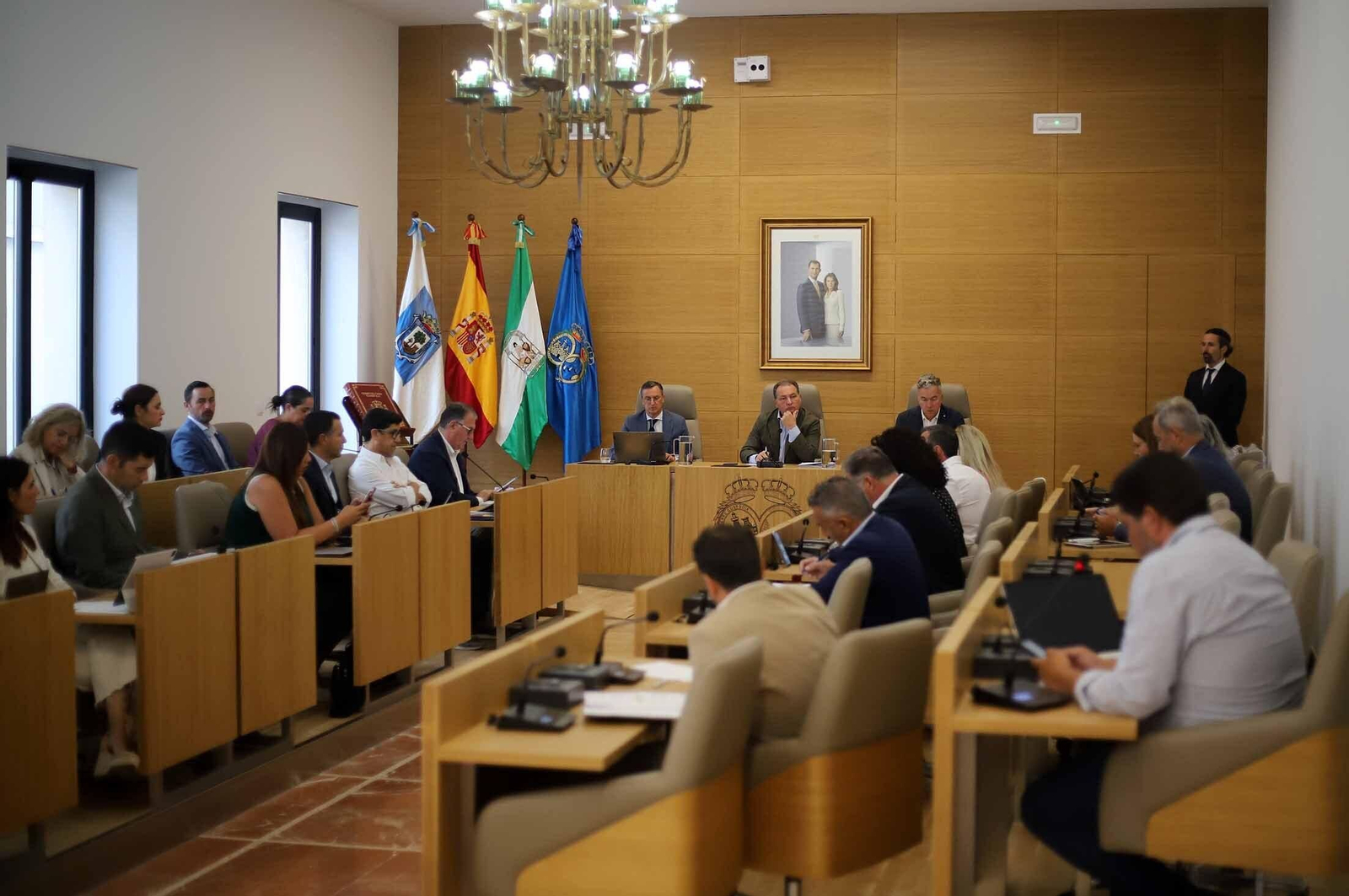 Imágenes del pleno extraordinario celebrado en la Diputación de Huelva