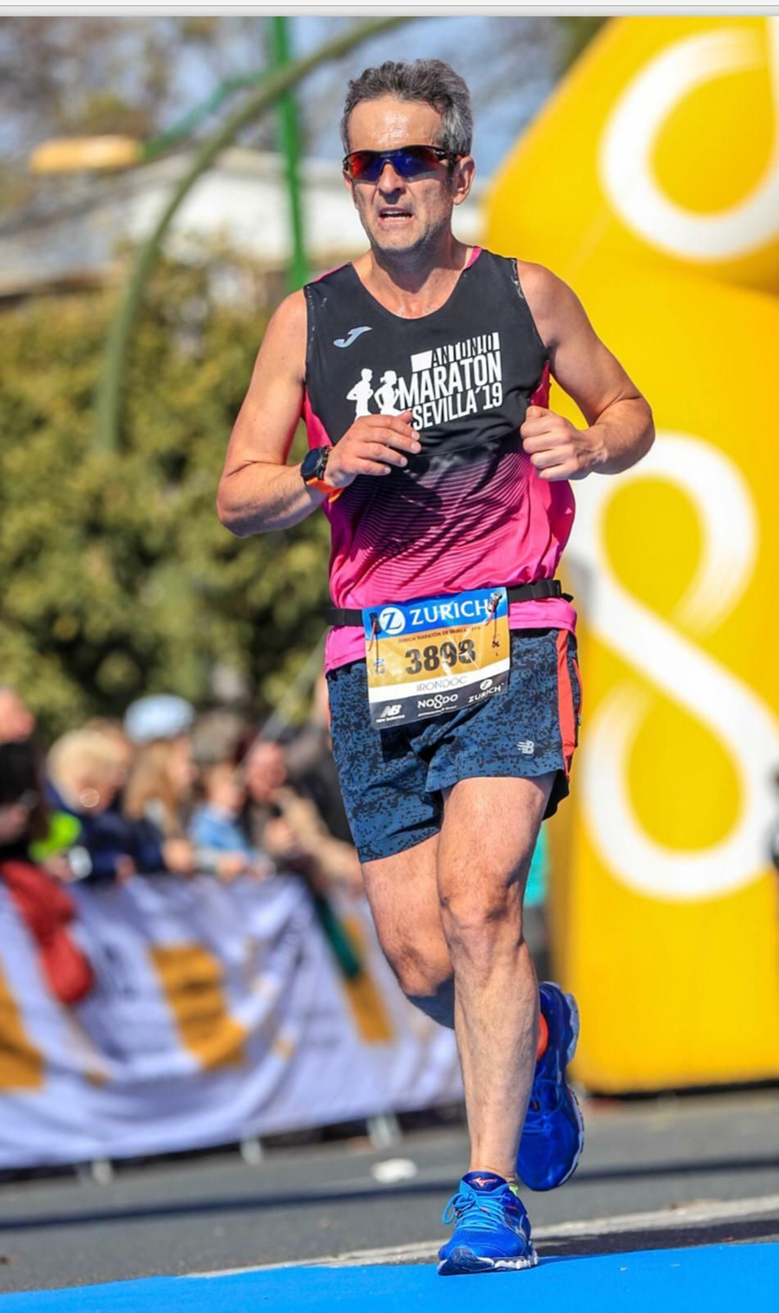 Antonio, en su última maratón en Sevilla.