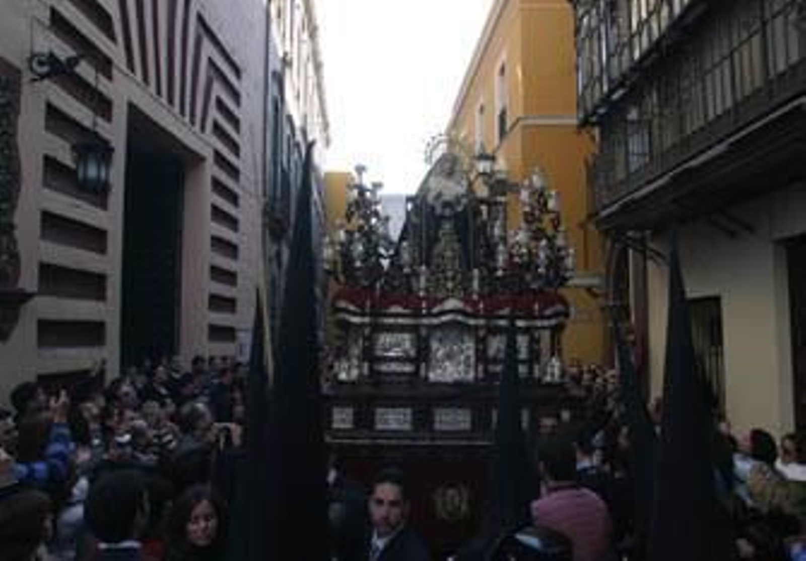 San Buenaventura: La `patata caliente´ en el tejado del Santo Ángel