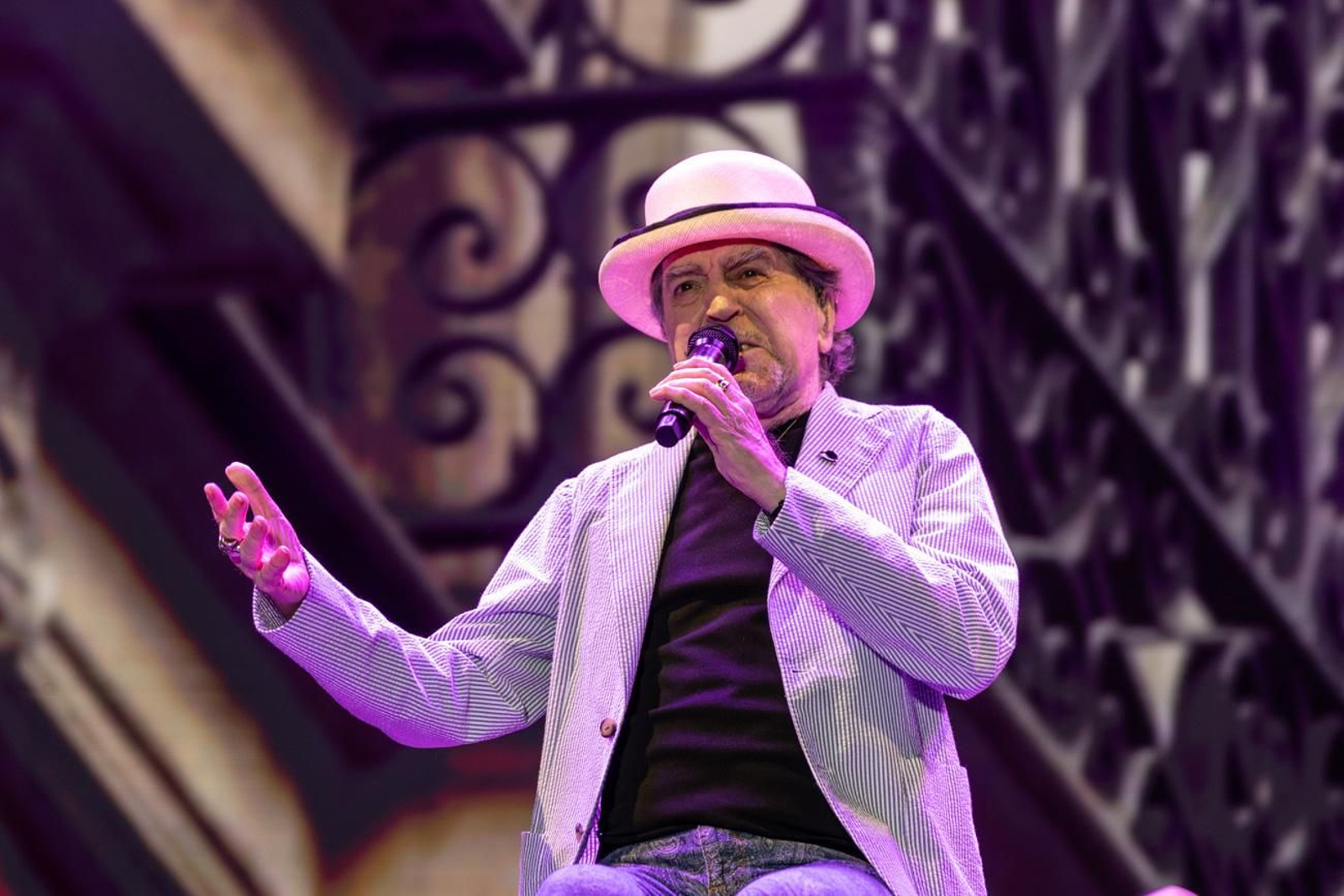 Concierto de Joaquín Sabina en su gira de despedida "Hola y Adiós"