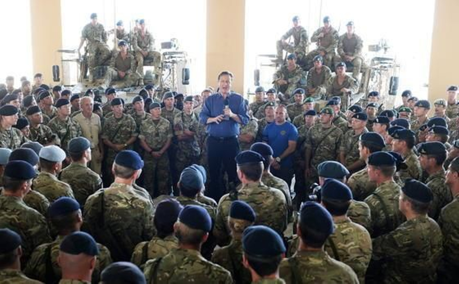 Cameron empleará "todos los recursos" contra los verdugos del británico decapitado