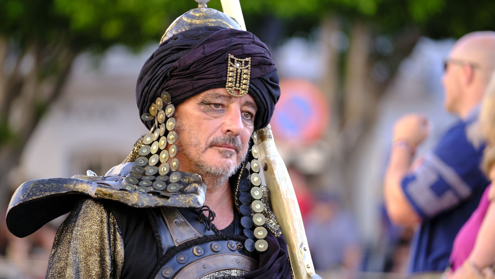 El espectacular desfile de Moros y Cristianos de Mojácar, en imágenes