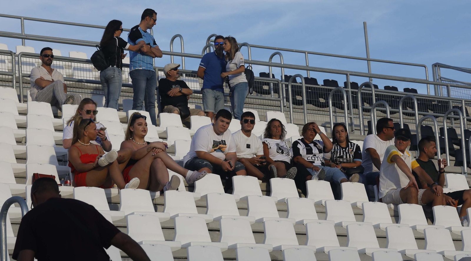 Búscate en el Ciudad de La Línea durante el Balona - AD Ceuta de pretemporada Búscate en el Ciudad de La Línea durante el Balona - AD Ceuta de pretemporada