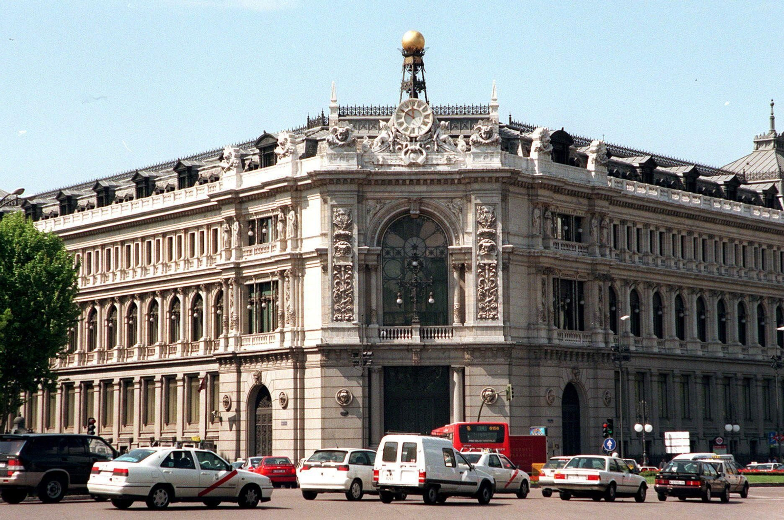 Fachada del Banco de España.