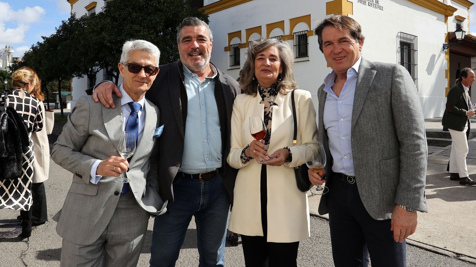 II Almuerzo Solidario de la Guardia Romana de la Hermandad del Transporte en Jerez