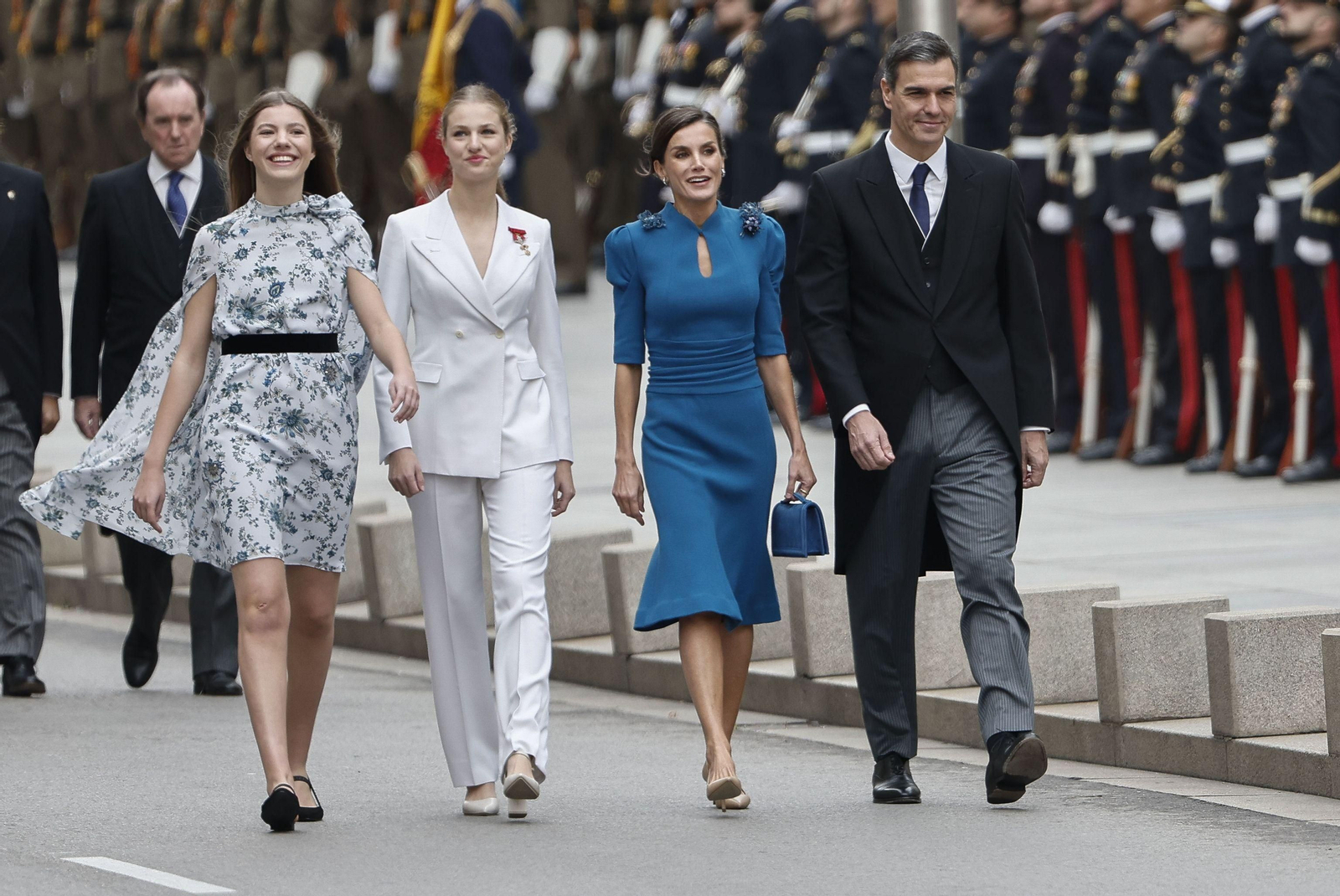 Pedro Sánchez, el pasado martes con la Reina, la Princesa y la Infanta.