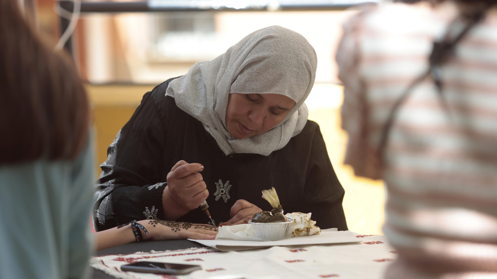 Las fotos de la convivencia vecinal "Sabores de Marruecos" de Márgenes y Vínculos Las fotos de la convivencia vecinal "Sabores de Marruecos" de Márgenes y Vínculos