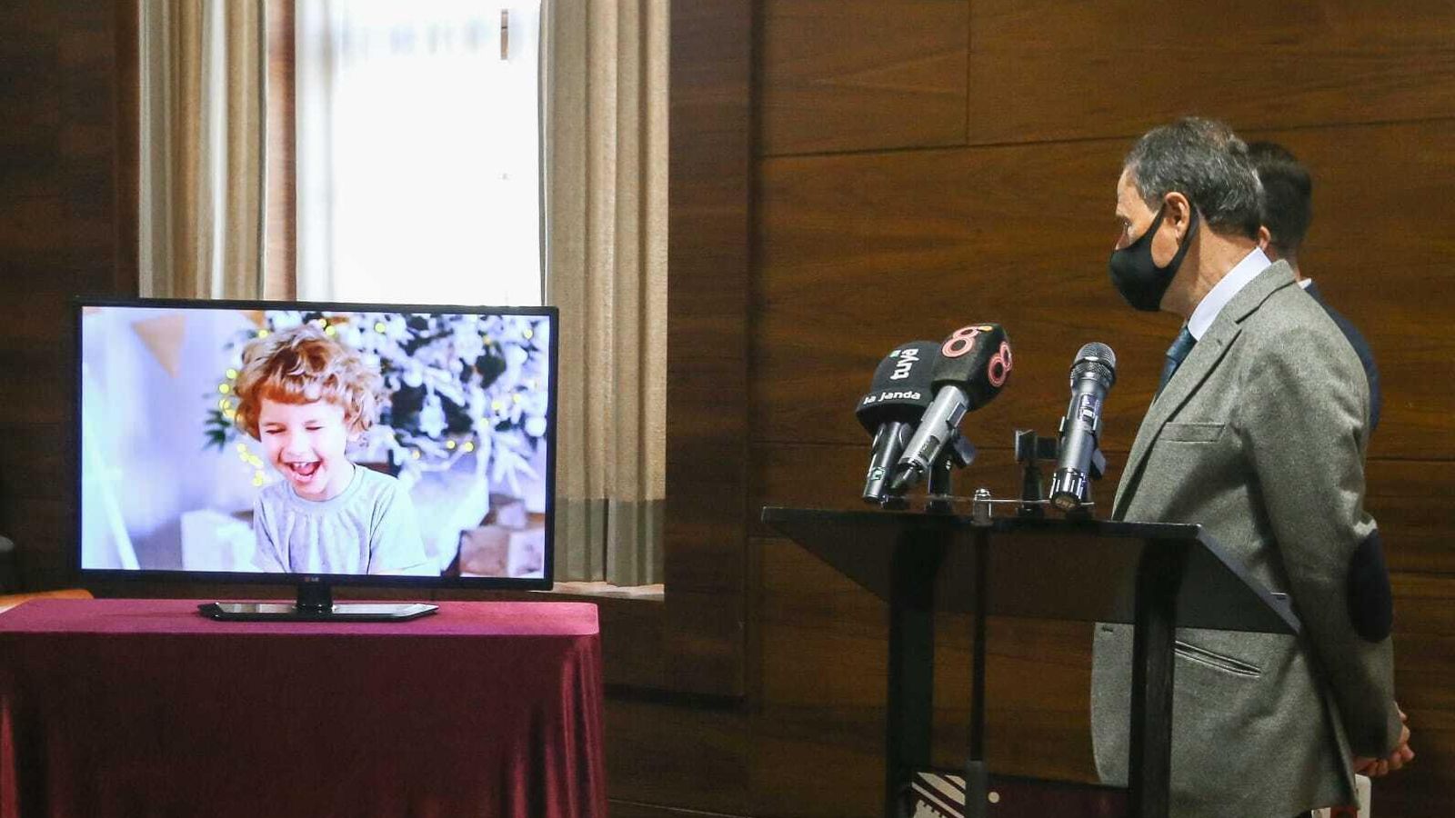 Acto de presentación del programa de Navidad y del vídeo promocional, este martes en el Salón de Plenos.