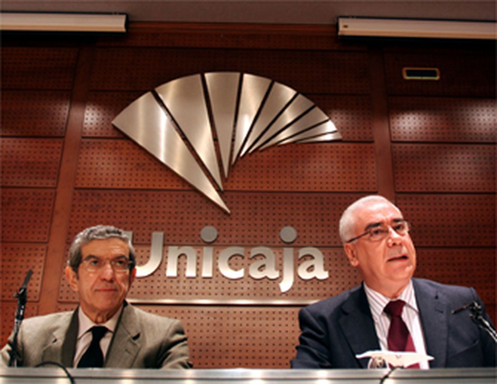 Para el presidente de Unicaja, la concentración de empresas no conlleva la concentración territorial