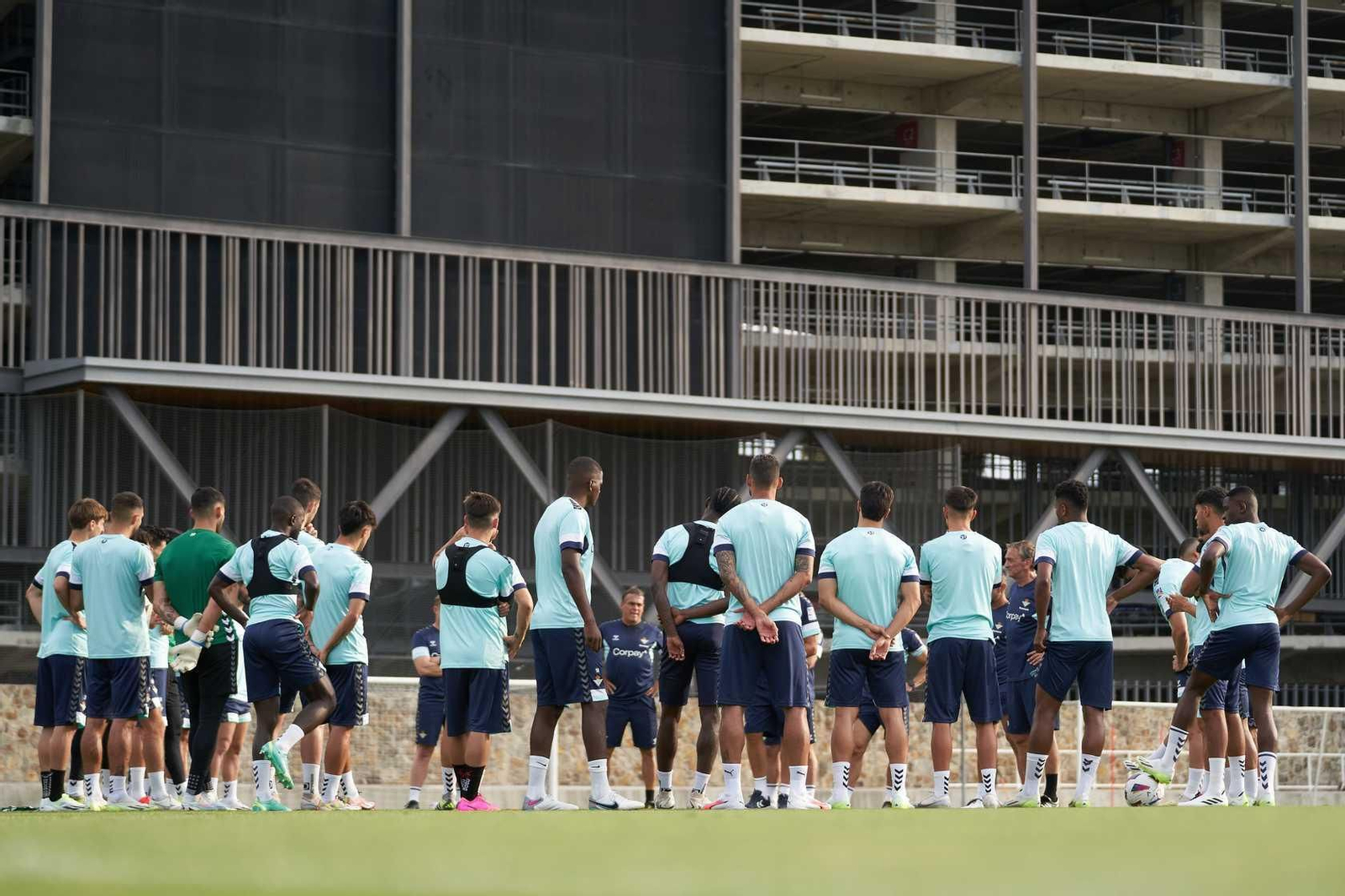 Las fotos del Betis en México antes del derbi sevillano