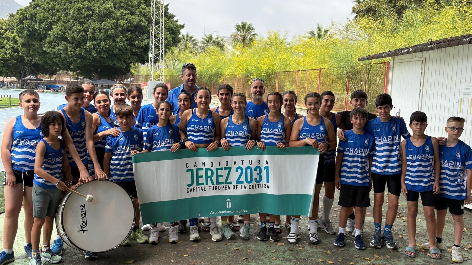 La expedición del CA Chapín Jerez que ha representado a la ciudad en Motril. La expedición del CA Chapín Jerez que ha representado a la ciudad en Motril.