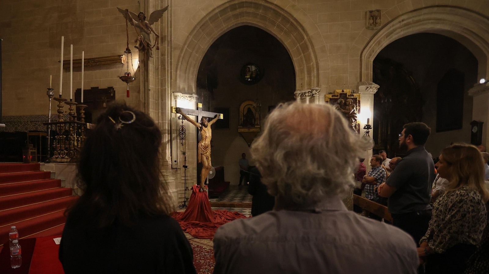 El Cristo de la Viga de San Marcos ya está restaurado