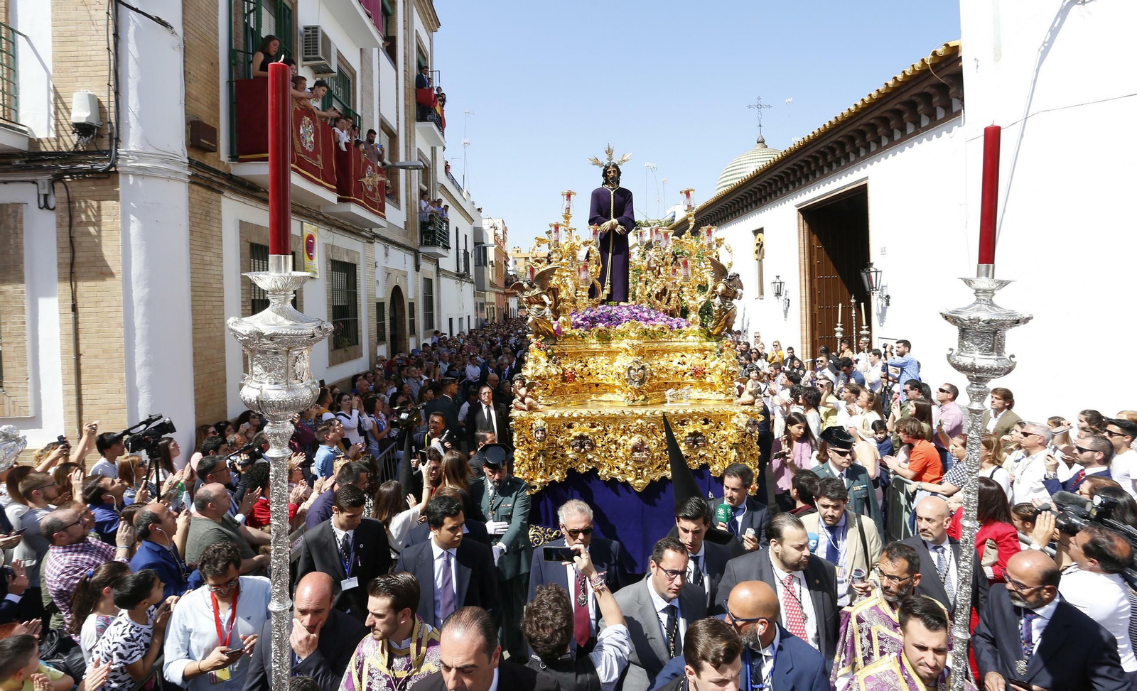 Las imágenes de La Hermandad de Santa Genoveva