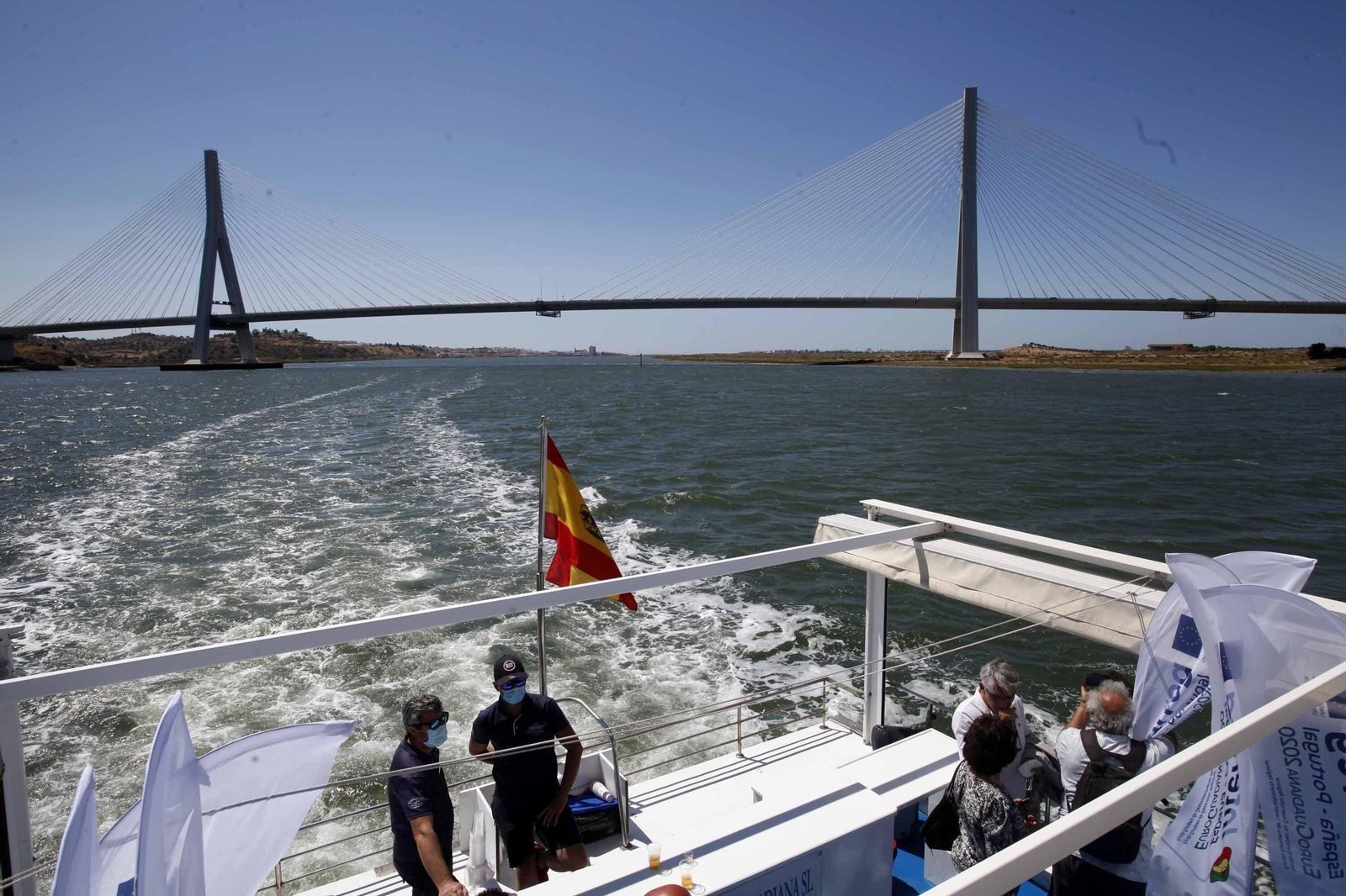 Traspasa fronteras con un crucero por el río Guadiana