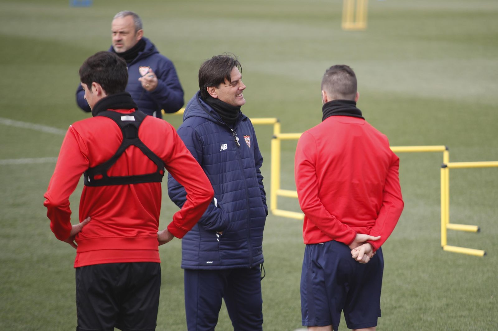 Montella, en la ciudad deportiva durante el entrenamiento