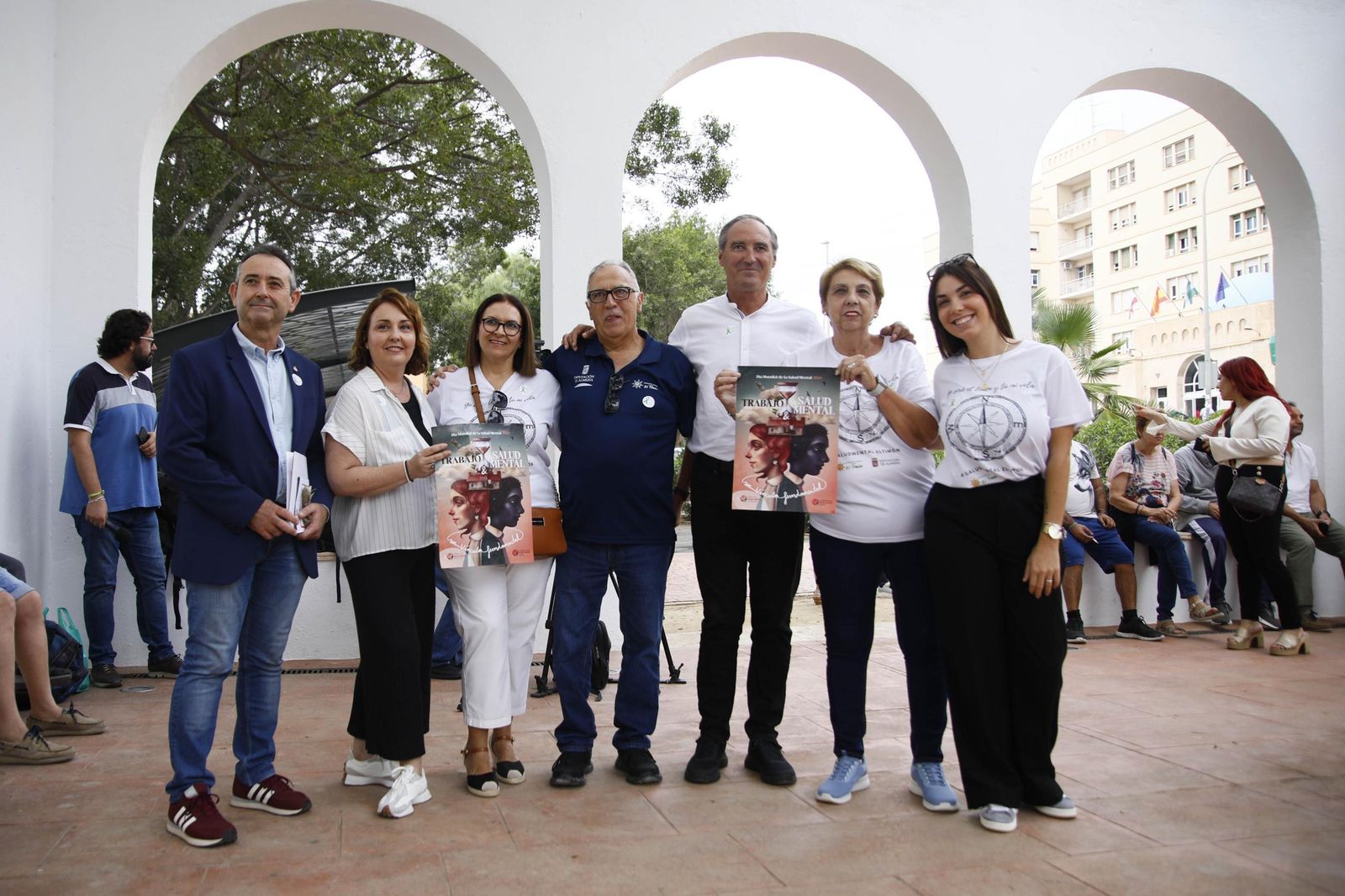 Las imágenes del "Día mundial de la salud mental" en Almería