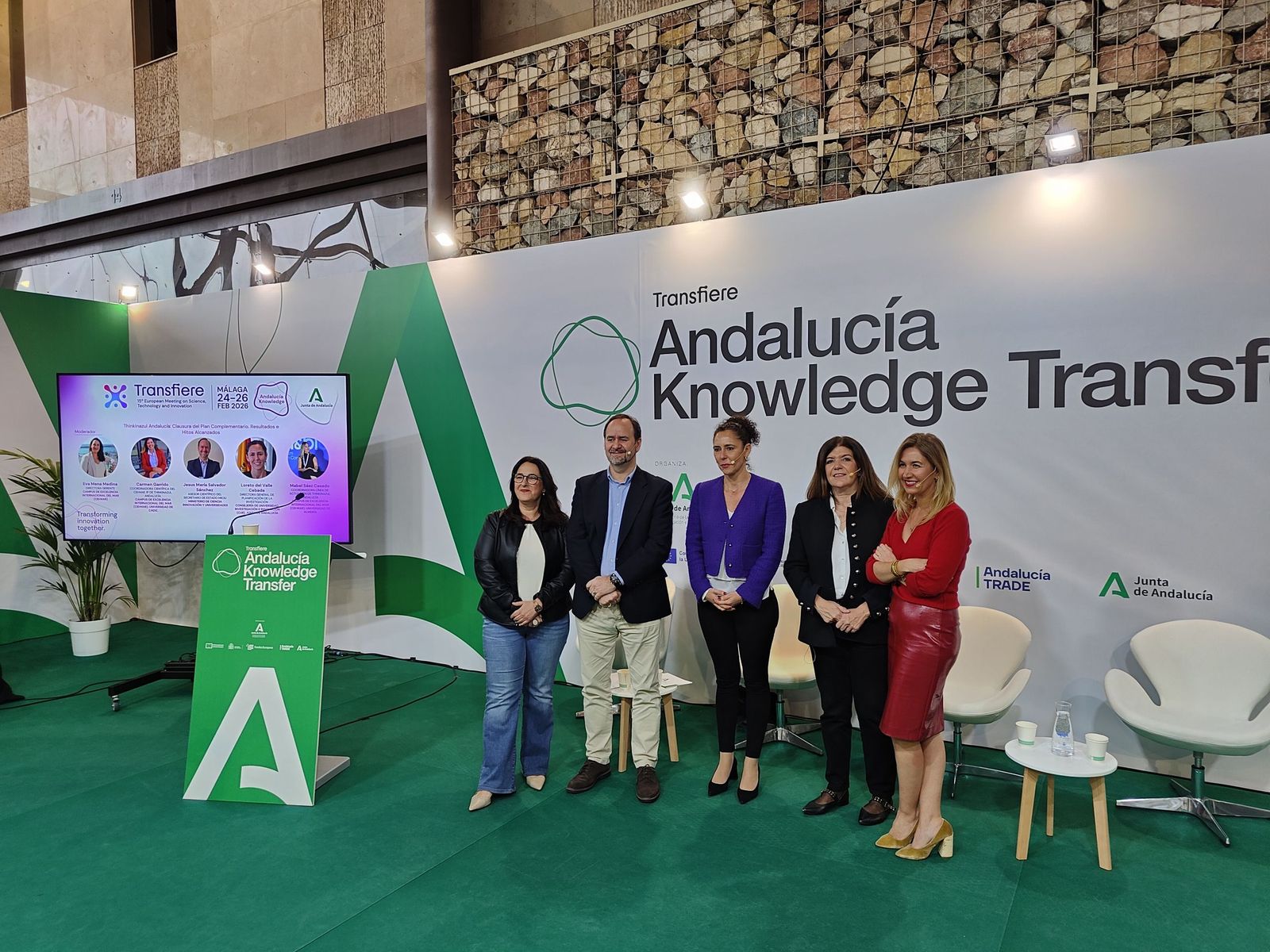 Los representantes de la UCA en Transfiere 2026.