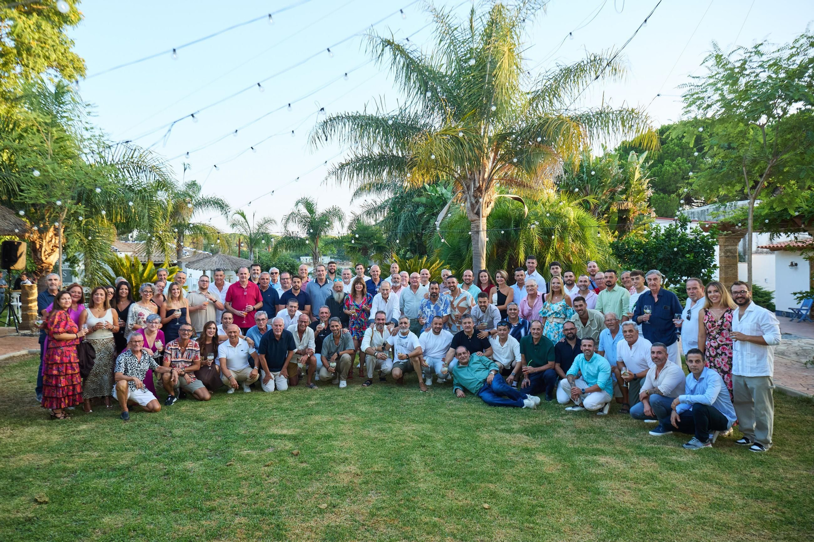 Varias generaciones se despidieron de Motores Cádiz con una fiesta a lo grande.