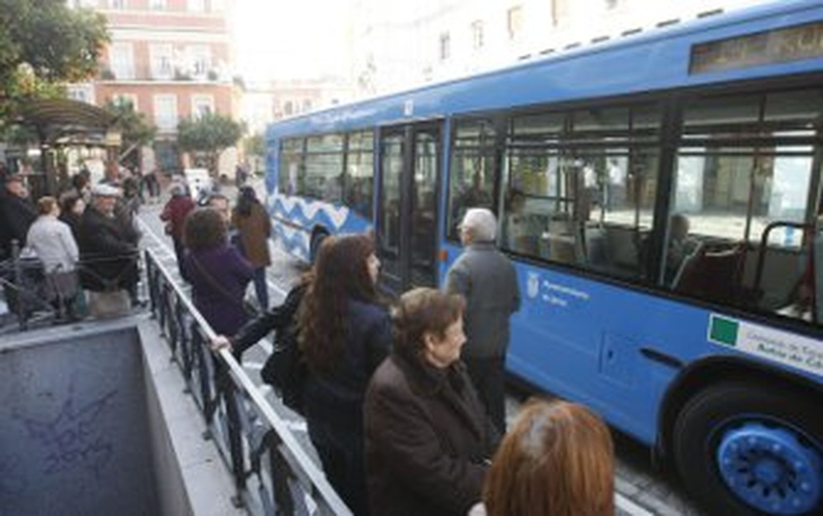 La nueva red de autobús ya presta servicio