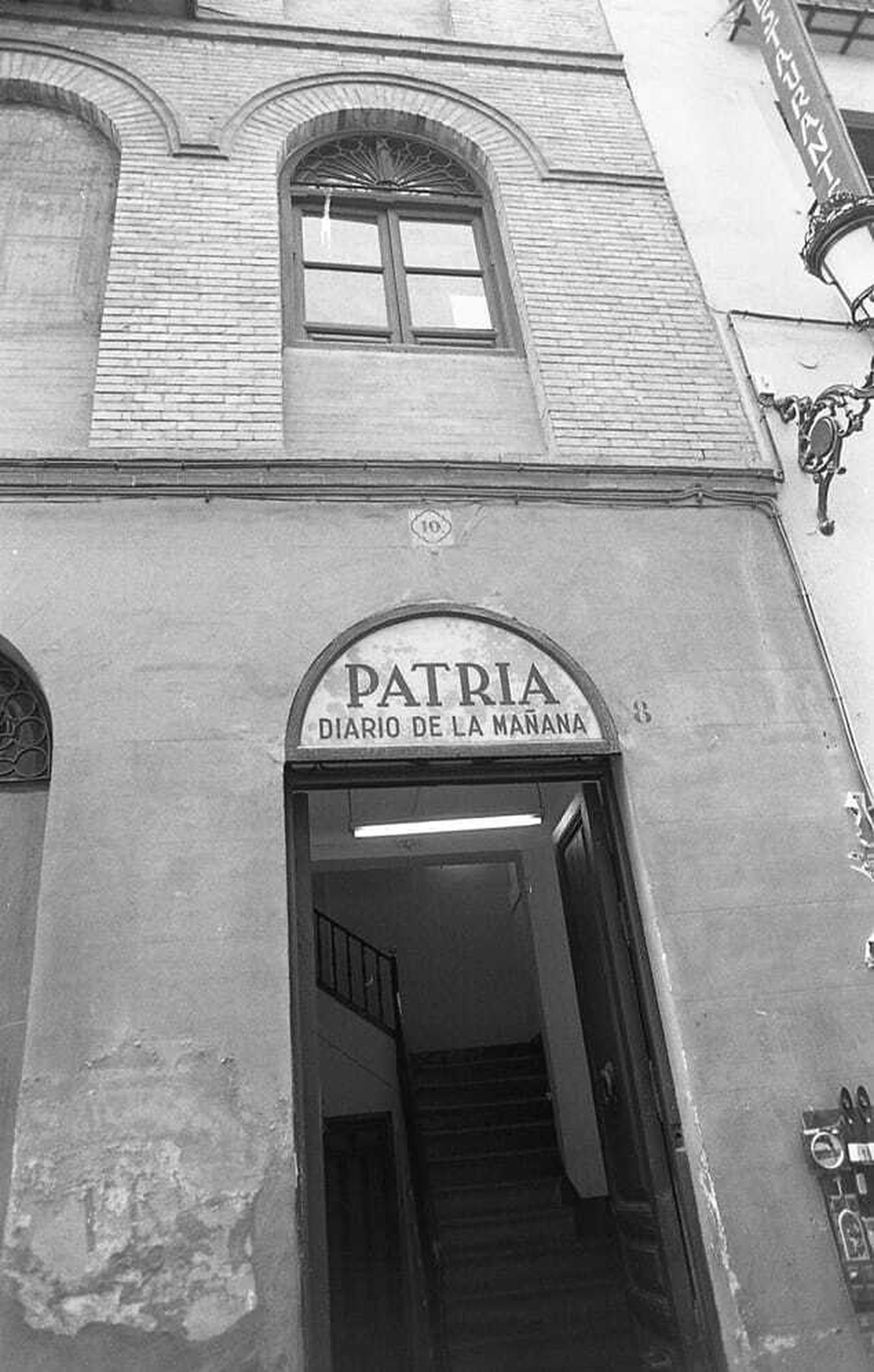 Fachada de la redaccion de Patria.