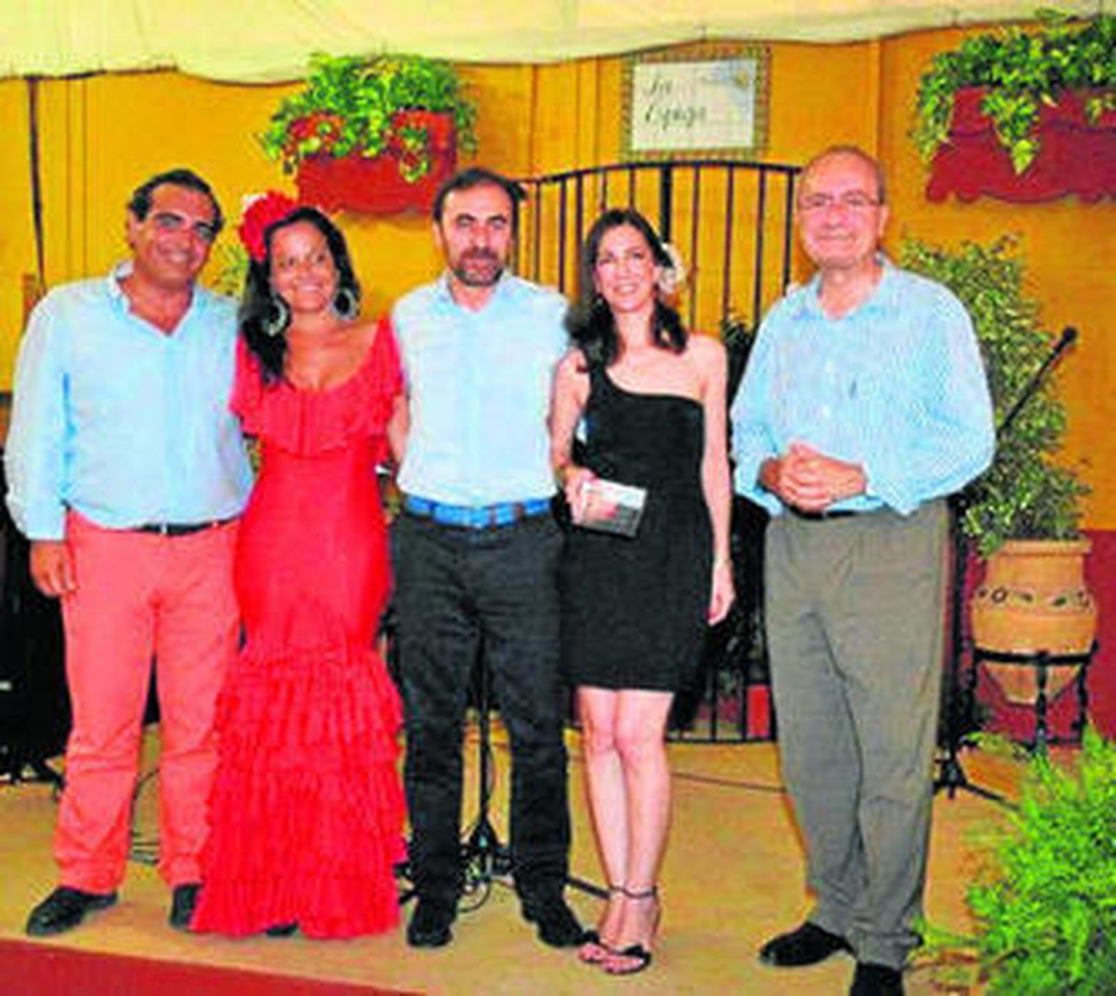 Pepe Carrasco, María Piédrola, Andrés Olivares, Macarena Rueda y el alcalde.