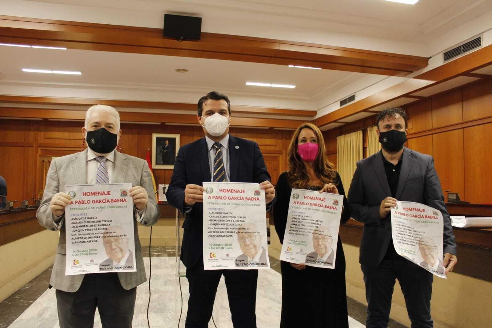 Dirigentes institucionales en la presentación del homenaje a Pablo García Baena.