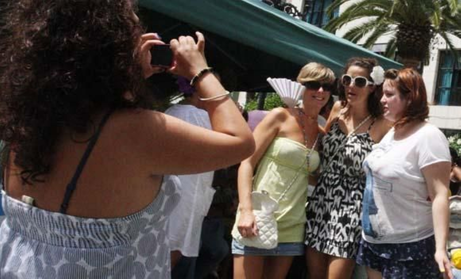 Los linenses se volcaron en la celebración del Domingo Rociero y el Real y el centro tuvieron un gran ambiente

Foto: Paco Guerrero