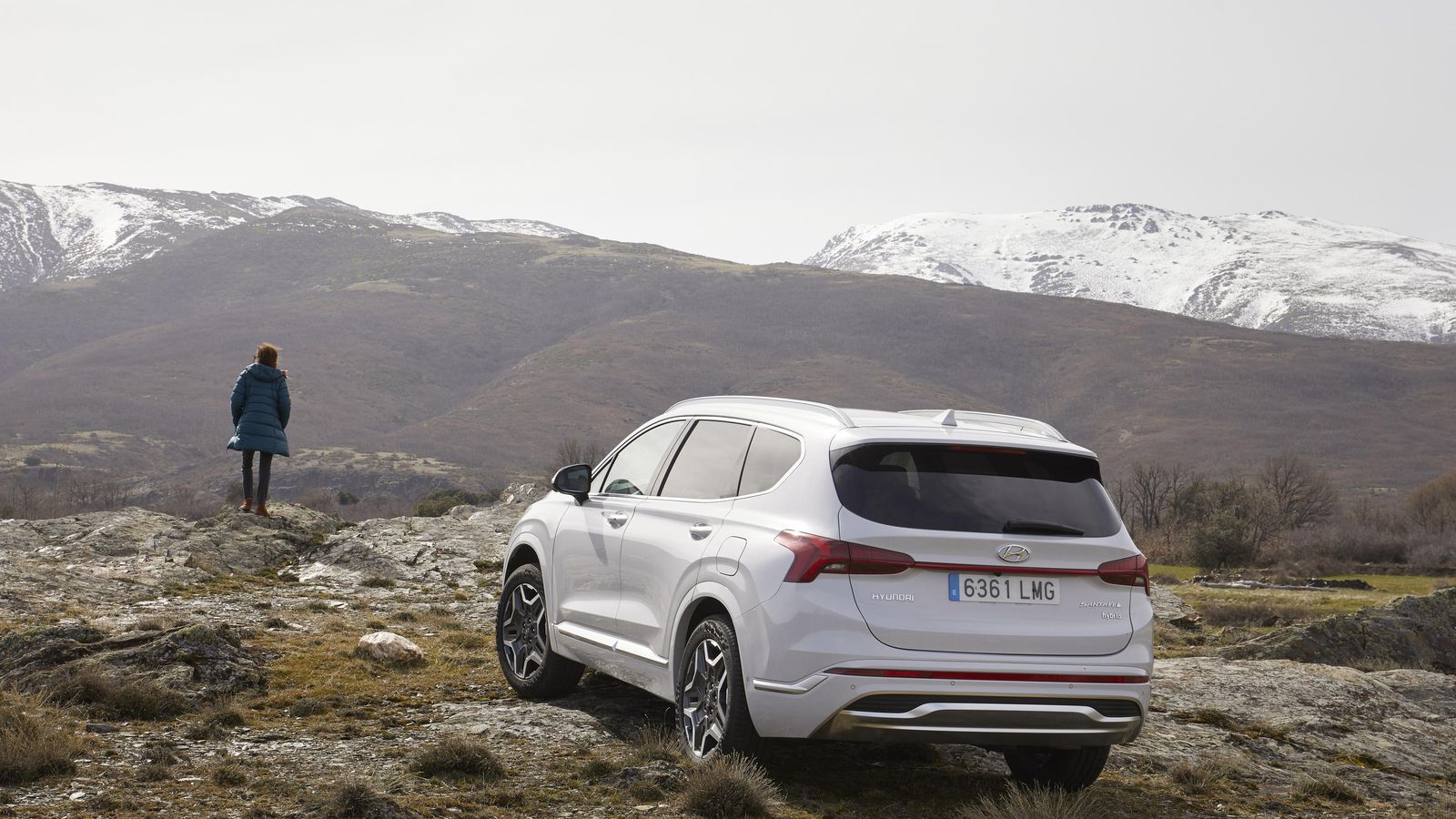 Todos los PHEV son de tracción total, pero para las versiones Diesel o HEV se puede elegir como alternativa a ésta, la tracción delantera con un ahorro de unos 2.000 euros.