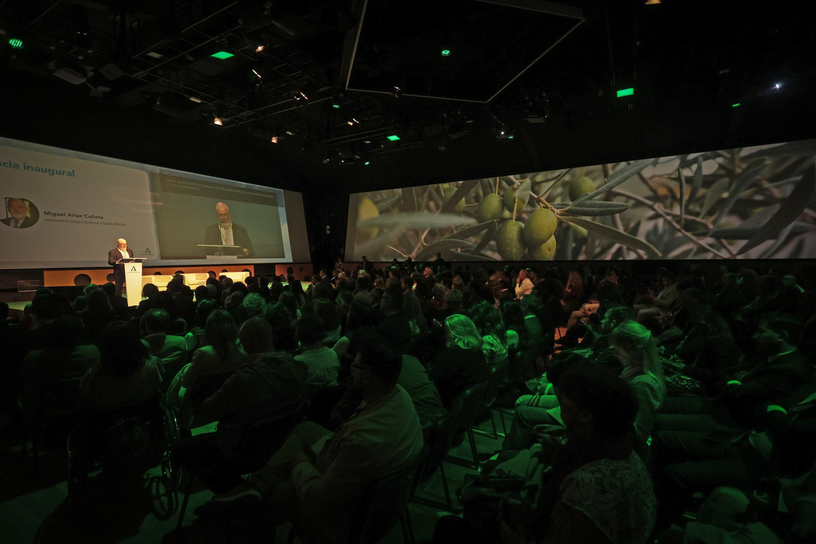 Juanma Moreno inaugura en Jerez el Congreso Contra el Cambio Climático, en imágenes