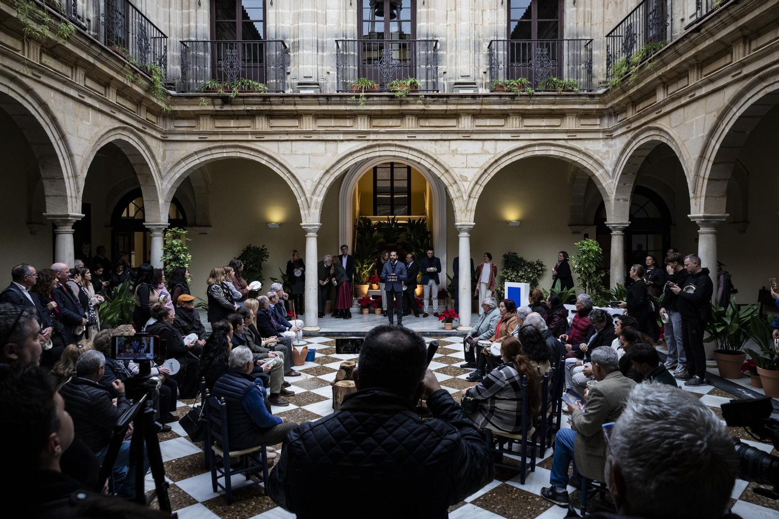 Presentación de la Zambomba BIC de Jerez, una cita con la cultura y lo "auténtico"
